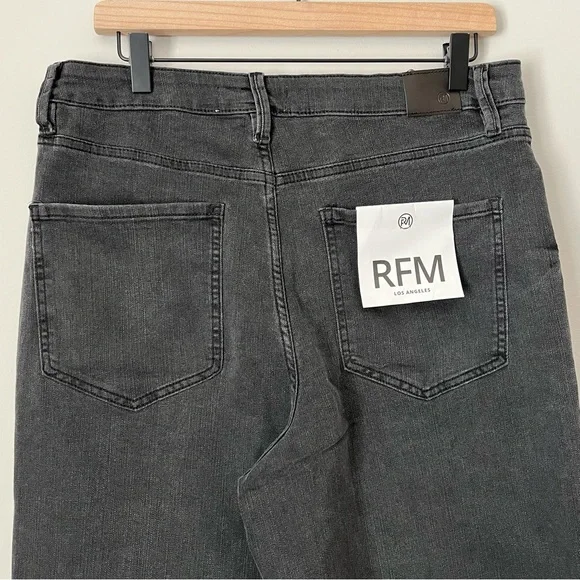 RFM | NWT Wide Leg Jeans in Vintage Black - Picture 4 of 10